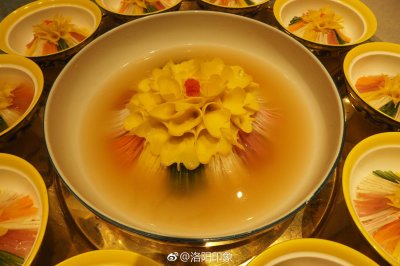 ​孟美岐微博晒家乡洛阳美食