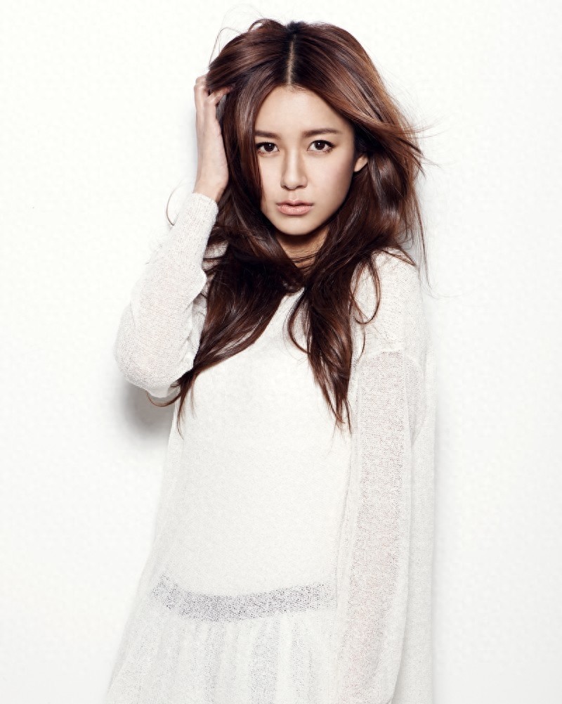 张子萱，1984年2月6日出生于北京市，中国内地影视女演员、模特