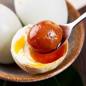 ​网红糕点——蛋黄酥