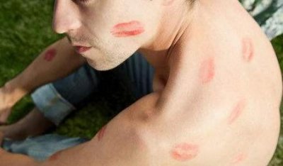 ​老公从来不在朋友圈晒老婆的照片(老公发朋友圈屏蔽别人)