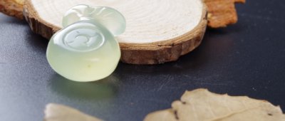 ​岫玉是什么玉