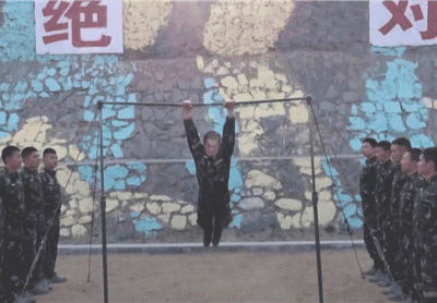 ​31家媒体齐聚“雄鹰”特战旅，这个部队为何这么牛？