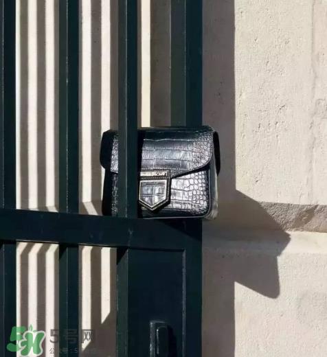 givenchy nobile尺寸多大?纪梵希nobile包包尺寸介绍 givenchy nobile尺寸多大?纪梵希nobile包包尺寸介绍