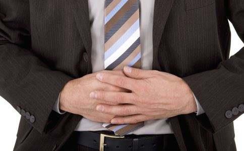 吃梨喝水拉肚子吗 吃梨要注意什么 吃梨喝水拉肚子吗 吃梨要注意什么