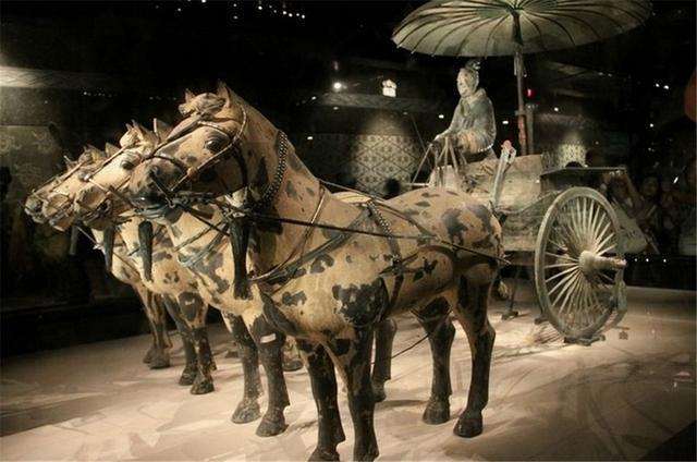 出土的兵马俑只是很少一部分，为何不继续挖？专家：现在没那个胆