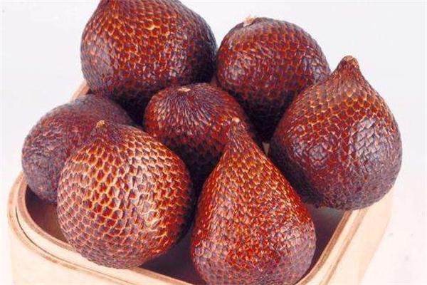 蛇皮果的功效与作用（蛇皮果的食用禁忌）