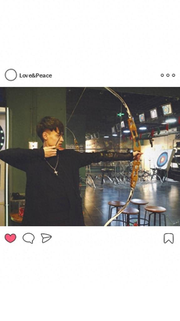 可爱的秦霄贤壁纸啊