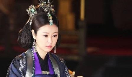 古代有一种小妾在家里极有地位，正室都得让她三分，这是为什么