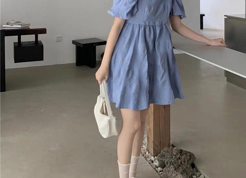 女朋友做美甲不满意生气了怎么哄