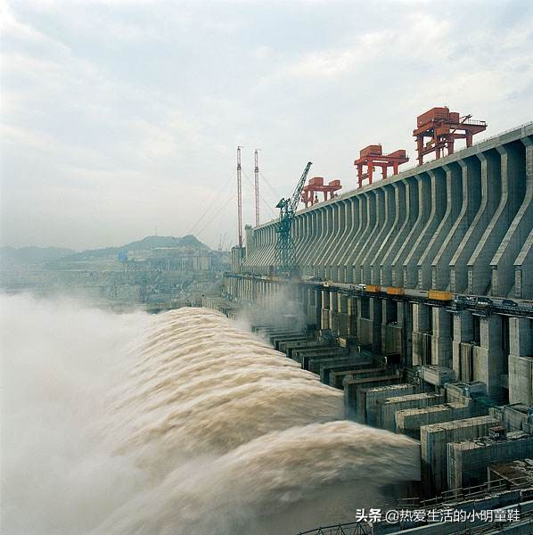 泄洪是什么意思（词语解析之泄洪的真正含义）