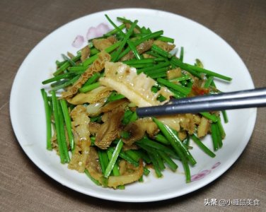 ​肚丝怎么炒好吃（教你超简单爆炒牛肚丝的家常做法）