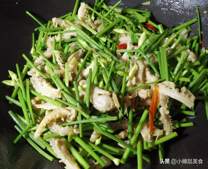 肚丝怎么炒好吃（教你超简单爆炒牛肚丝的家常做法）