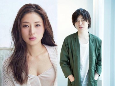 ​32岁石原里美告诉你，身高157小个子职场girl，应该怎么穿？