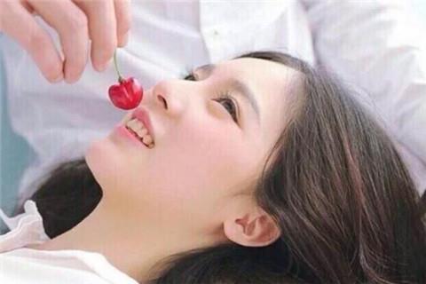 怎么和喜欢的女孩子聊天1