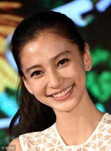 ​be famous用法解析