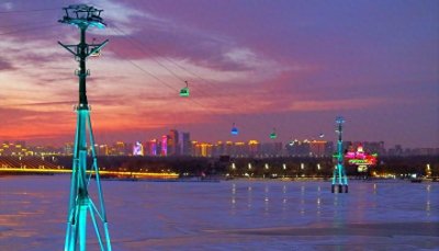 ​哈尔滨：冬日松花江 美如一幅油画