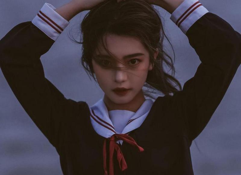 中年女人对你动情，往往有这三个信号，别不信